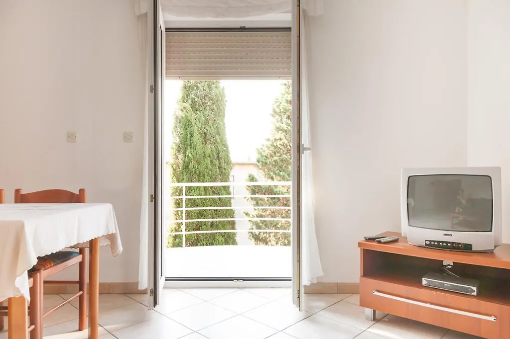 Apartments Villa Lilly Pula 0*,